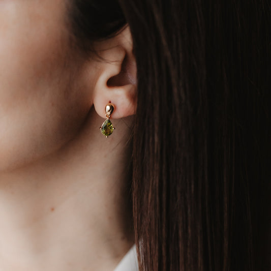 Golden Kaylee ezüst fülbevaló - Peridot - Indira