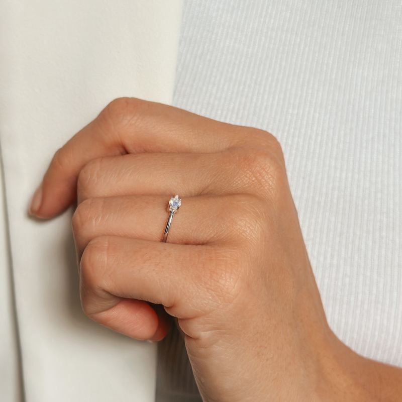 Ezüst Birthstone gyűrű - Június - Holdkő - Indira
