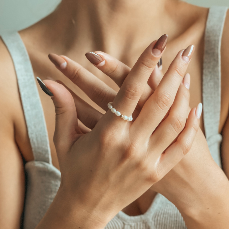 Glamour arany gyűrű - Természetes gyöngyök - Indira