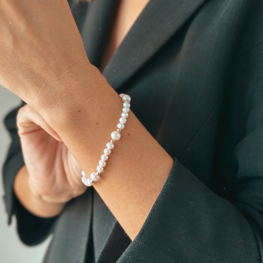 Meghan arany karkötő - Természetes gyöngyök - Indira