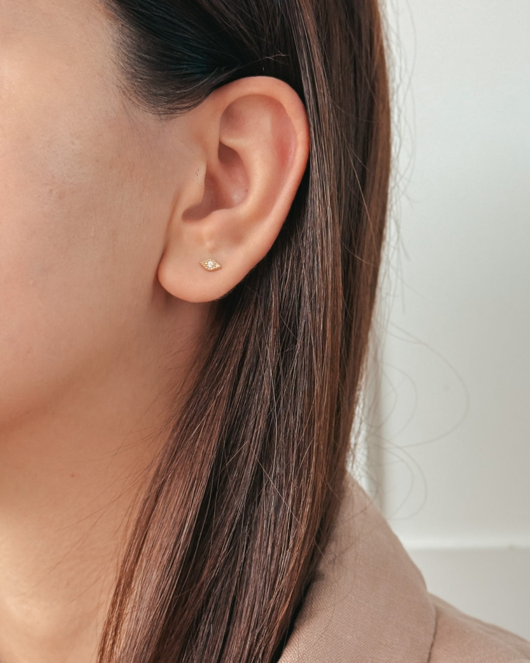 Sárga arany labret piercing fülbevaló Gold Eye - Cirkónia - Indira