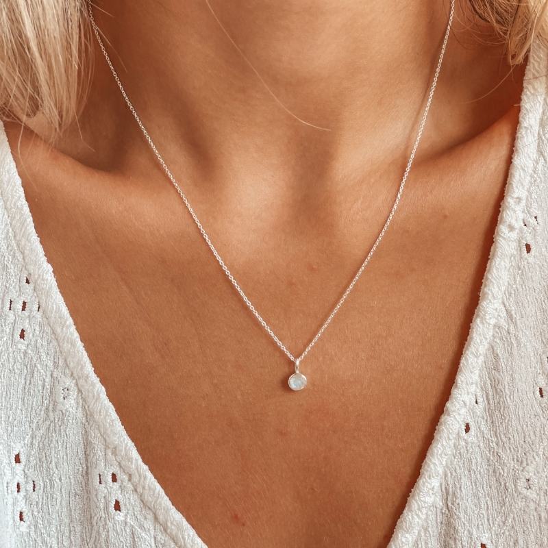 Ezüst Birthstone Június nyaklánc - Holdkő - Indira