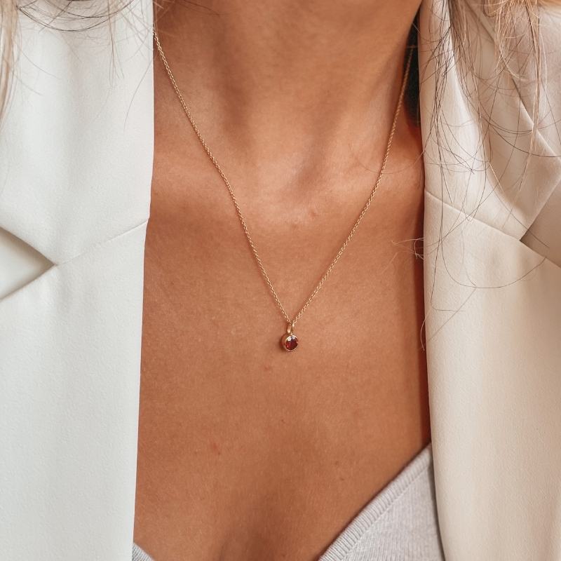 Birthstone Golden Ezüst Nyaklánc Január - Gránát - Indira