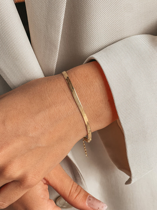 Ezüst Golden Herringbone karkötő - Indira
